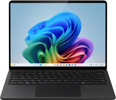 Microsoft Surface Laptop - 13.8 inch - Snapdragon® X2 Plus (10 Core) - 32 GB RAM - 512 GB SSD - Black - 8e Editie - Qwerty