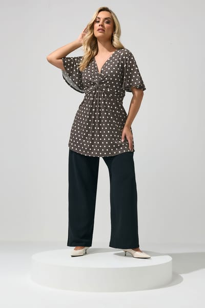 Yours London Chocoladebruine Top Met Stippen En Knoop Aan De Voorkant Size 38