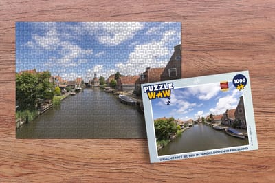 Puzzel Gracht met boten in Hindeloopen in Friesland - Legpuzzel - Puzzel 1000 stukjes volwassenen