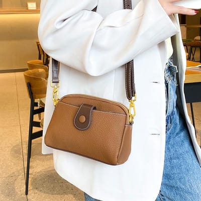 Nieuwe One shoulder Crossbody Tas Echt Leer Dames Tas Modieus en Veelzijdig Niche Toplaag Koeienhuid Mobiele Telefoontas brown
