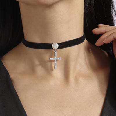 Cabantis Choker Kruis met Parel - Ketting dames – Sieraden - Cadeau - Choker – Zwart met Zilveren kruis met Parel