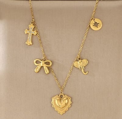 fabulous necklace with 5 charms - bedel ketting - stainless steel - waterproof - kleur goud - cadeau idee moeder dochter