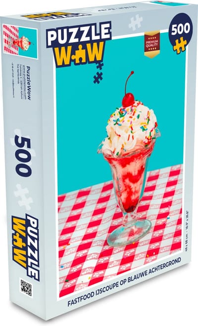 Puzzel Fastfood ijscoupe op blauwe achtergrond - Legpuzzel - Puzzel 500 stukjes