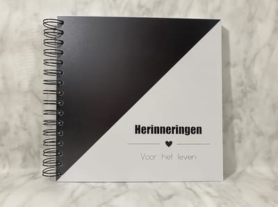 Studijoke - Fotoboek  ZWART - plakboek - fotoalbum - scrapbook - cadeau - herinneringen boek