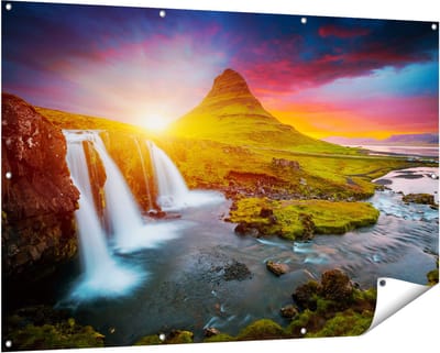 Gards Tuinposter Waterval bij een Vulkaan met Zonsondergang - 150x100 cm - Tuindoek - Tuindecoratie - Wanddecoratie buiten - Tuinschilderij