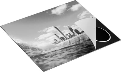 Chefcare Inductie Beschermer Golf aan de Gold Coast - Zwart Wit - 60x50 cm - Afdekplaat Inductie - Kookplaat Beschermer - Inductie Mat
