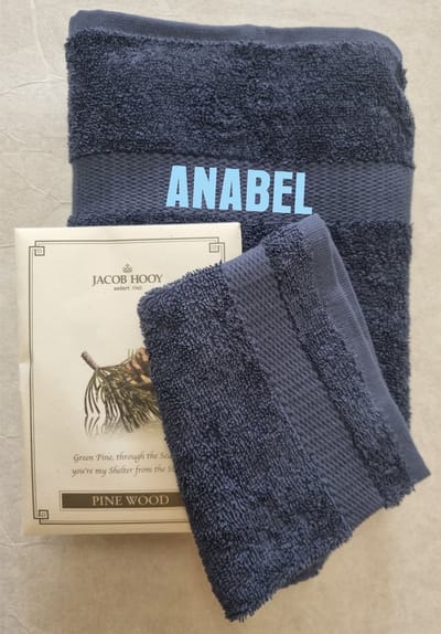 handdoek met naam geborduurd