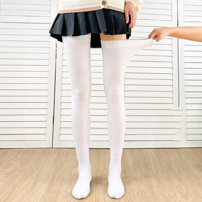 Chaussettes Hautes pour Femmes Automne Hiver Bas Noir Blanc Mi-Jambe Chaussettes Hautes Genoux Chaussettes Chaudes Femmes L white