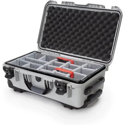 Nanuk 935 Case w/padded divider - Silver