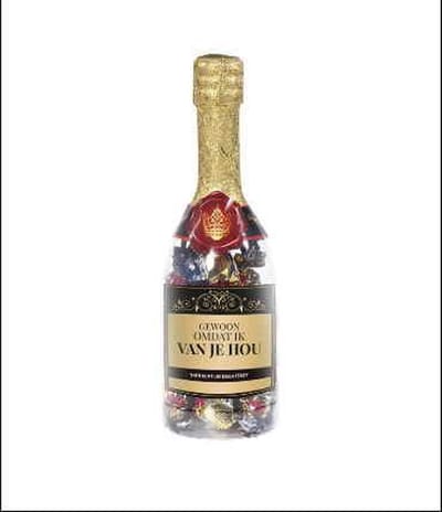 Snoep - Champagnefles - Gewoon omdat ik van je hou - Gevuld met een verpakte toffeemix - In cadeauverpakking met gekleurd lint