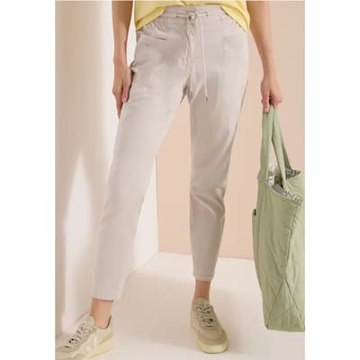 Mid Waist Slim Legs broek in een gewassen look