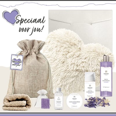 Geschenkset “Speciaal voor jou!” - 8 producten - 1220 gram - Triomf Cosmetica | Paars Giftset voor haar Cadeau Lavendel Luxe wellness Vrouw Speciaal voor Jou Cadeaupakket Moederdag Geschenk Moeder Verjaardag Gift Set Valentijn Vriendin Hartje Creme