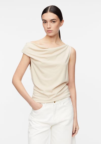 Vloeiende Top met Asymmetrische Drapage bij de Hals Dames COMMA