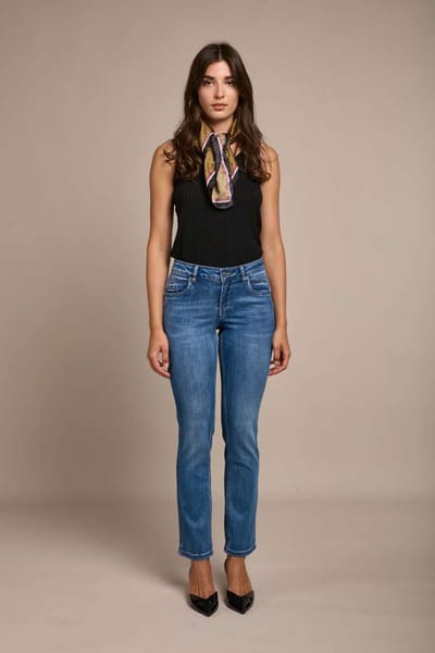 Broek Toxik3 normale taille push-up straight fit jeans