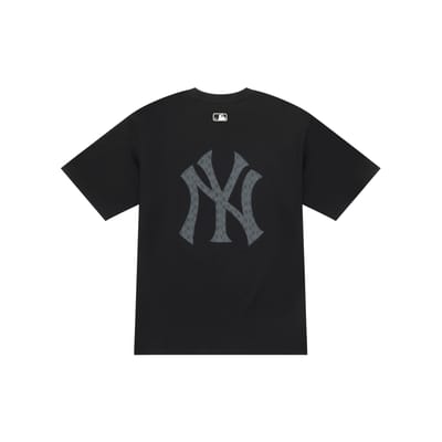 MLB Monogram Serie New York Yankees Klassiek Comfortabel Ademend Rugprint Groot Logo Ronde Hals Korte Mouw T-shirt Unisex Tops 3ATSM0454-50BKS XS gray