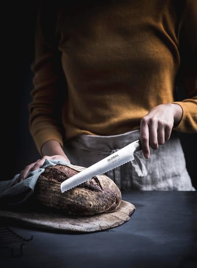 Klassiek 22 cm Broodmes met Zaagsleuf - Ideaal voor Brood en Grof Braden