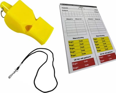 Scheidsrechter Set - Fluit + Scoreblokje + Koord