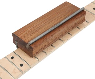 Gitaar Fret Vijl - Fretwerk Tool - Fret Onderhoud - 45 en 90 Graden - 15x7.5x3cm - Niet gespecificeerd