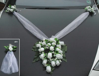 Bruiloft Auto Decoratie - Autobloemstuk Autobloem - Bruiloft Versieren - Handgemaakt - 140x140x20 cm - Zuiver Wit