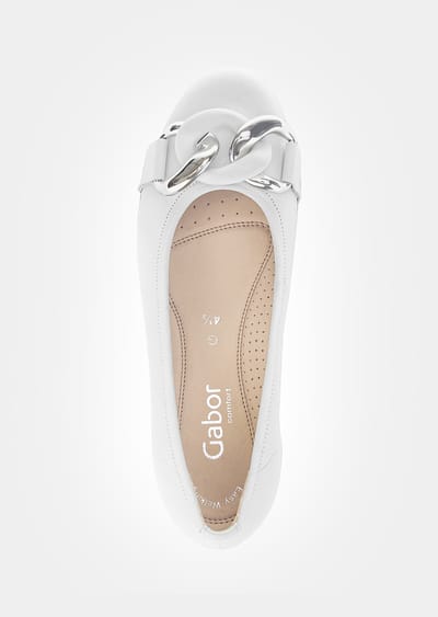 Ballerina's van leer met sierketting - wit - Gr. 36 van Goldner Fashion