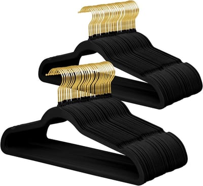 Omgoods- Kleerhangers Antislip - Fluwelen Hangers - 360° Draaibare Haak - Ruimtebesparend - 66 Stuks - Geschikt voor Kleding - Kledinghangers