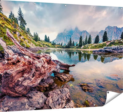 Gards Tuinposter Meer met Rotsen in de Alpen Bergen - 160x120 cm - Tuindoek - Tuindecoratie - Wanddecoratie buiten - Tuinschilderij