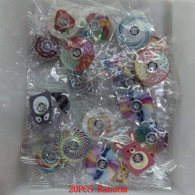 2010 stuks Willekeurige Mini Fidget Spinners Bulk Speelgoed Voor Kinderen Jongens Meisjes Feestartikelen Sokvullers Cadeaus Klaslokaal Prijzen