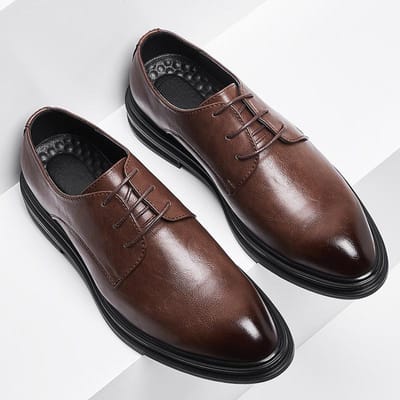 Nieuwe Koreaanse Versie Herenschoenen Gelakt Business Casual Puntige Leren Schoenen Herenschoenen Maat 48 46