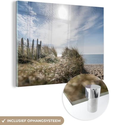 MuchoWow® Glasschilderij 160x120 cm - Schilderij acrylglas - Zon - Wolken - Strand - Foto op glas - Muurdecoratie woonkamer - Wanddecoratie slaapkamer - Schilderijen