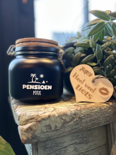 Creaties van Hier - Luxe Spaarpot met houten hartje - Pensioen - Glas