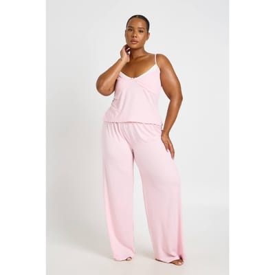 boohoo Dames Plus Contrast Cami Pyjama Top En Broek Set | Baby Roze | Maat: 44