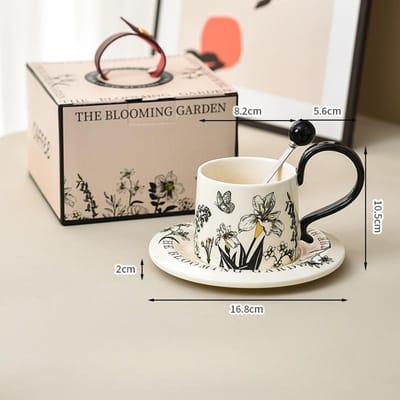 Hoge oor Koffiekop Schotel Set Geschenkdoos voor Dames Hoge kwaliteit Keramiek High-end Lichte Luxe Exquise Afternoon Tea Kop met Lepel 280ml