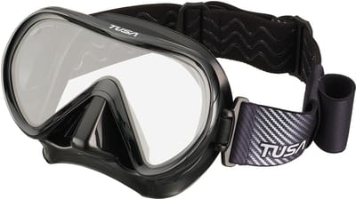 TUSA INO Duikmasker voor Volwassenen – Compact snorkelmasker met single lens, hypoallergene siliconen skirt en stoffen maskerband, comfortabel en stabiel in gebruik – Zwart – M1011QBF BK