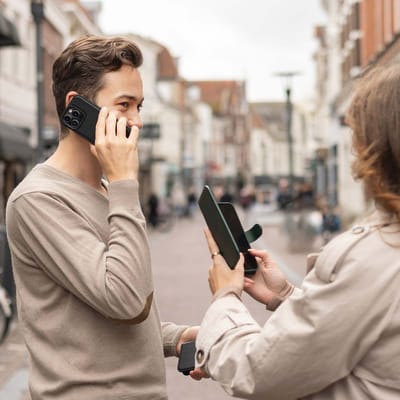 Selencia Hoesje - Geschikt voor Apple iPhone 12 Pro / 12 - Olyn Uitneembare Bookcase geschikt voor MagSafe - Zwart