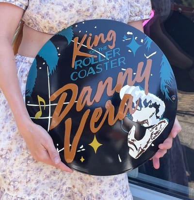 Danny Vera 'King of the Roller Coaster' Emaille Bord - 41 cm ø