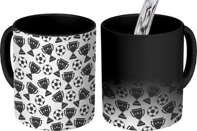 Magische Mok - Foto op Warmte Mokken - Koffiemok - Patronen - Voetbal - Beker - Jongens - Kinderen - Kids - Kindje - Magic Mok - Beker - 350 ML - Theemok
