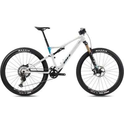 Elektrische mountainbike BH Bikes IRace Carbon 7.8