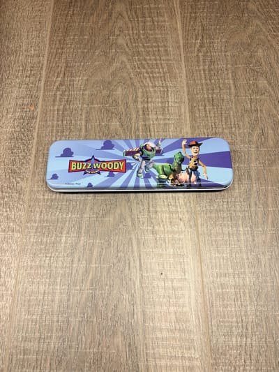 Disney Pixar Toy Story Pennendoos Metaal – Buzz Lightyear & Woody – 20 cm