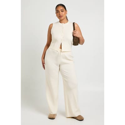 boohoo Dames Plus Super Zachte Ribgebreide Gilet en Wijde Broek Co-Ord | Ecru | Maat: 56
