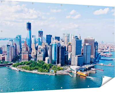 Gards Tuinposter New York Als een Eiland vanuit de Lucht - 180x120 cm - Tuindoek - Tuindecoratie - Wanddecoratie buiten - Tuinschilderij