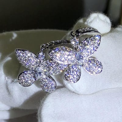 Hoge Kwaliteit Vlinder Oorbellen Witte Zirkonia Oorbellen voor Vrouwen Sieraden Bruiloft Feest Verloving Oorbellen Sieraden Cadeau gray