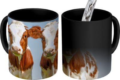 Magische Mok - Foto op Warmte Mokken - Koffiemok - Koeien - Lucht - Dieren - Boerderij - Portret - Magic Mok - Beker - 350 ML - Theemok