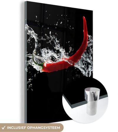 MuchoWow® Glasschilderij 120x160 cm - Schilderij acrylglas - Chilipeper - Stilleven - Water - Zwart - Rood - Foto op glas - Schilderijen