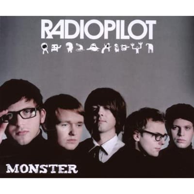 CD RADIOPILOT - Monster 88697319022 Sony BMG Music  2008 EU Rock Gebruikt