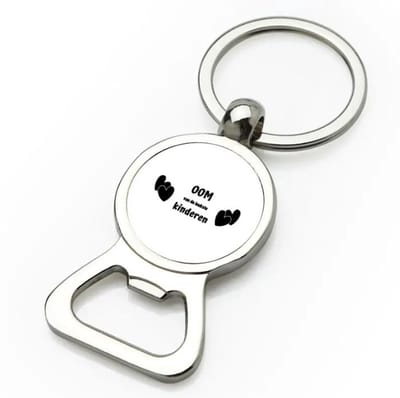 Akyol - oom van de leukste kinderen flesopener - Oom - de leukste oom - verjaardag - cadeau voor oom - kado - geschenk - 9 bij 3 cm