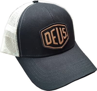 DEUS Woven Shield Trucker cap - Black White