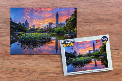 Puzzel De kleurrijke zonsopgang bij de Taipei 101 het Aziatische Taiwan - Legpuzzel - Puzzel 500 stukjes