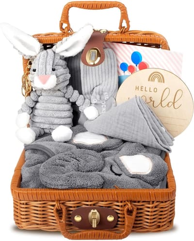 DailySupplies® Kraammand - Geboortemand met Knuffel - Kraamcadeau Meisje - Bruin