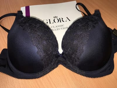 MILENKA donkerblauwe push-up BH 80B