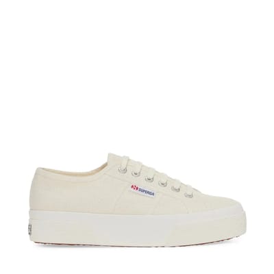 Lage sneakers met veters en plateauzool